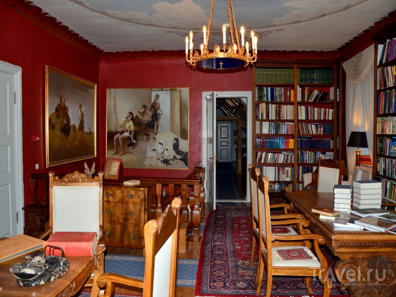Библиотека поместья Кукшу, Латвия / Фото из Латвии