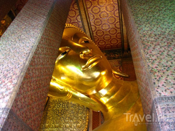 Статуя Будды, ожидающего достижения нирваны, Бангкок, Таиланд / Фото из Таиланда