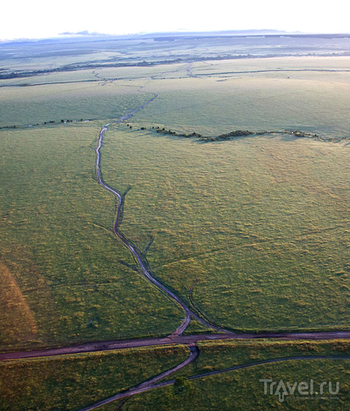 Над национальным парком Масаи-Мара, Кения / Фото из Кении