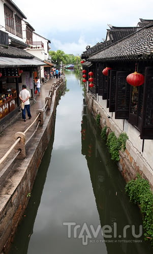 Вода в каналах / Китай