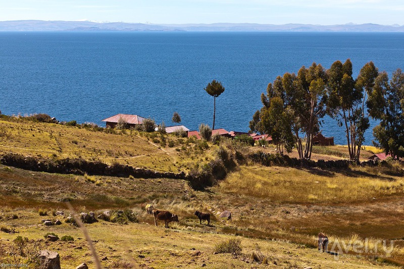 Вид на озеро / Перу