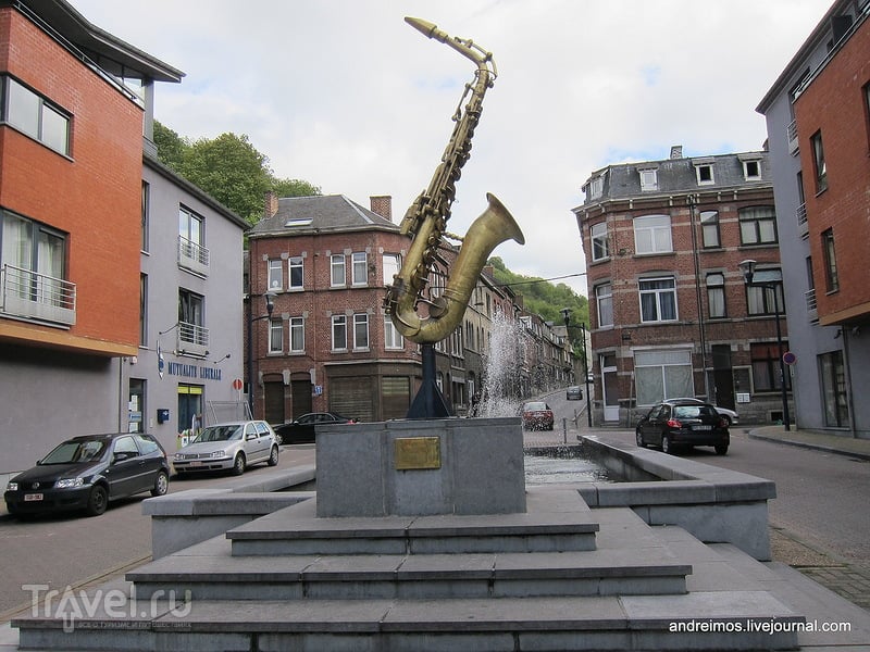 Памятник саксофону / Бельгия