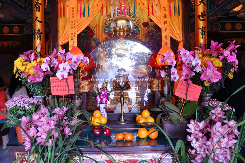 Острова Гонконга: о.Лантау; Большой Будда и Монастырь По Лин / Гонконг - Сянган (КНР)
