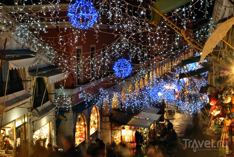 В субботу в Италии открываются первые рождественские базарчики / Италия