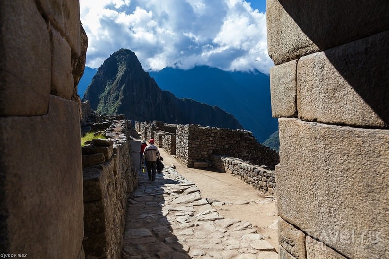 Гора и город Мачу-Пикчу. От рассвета до обеда / Перу