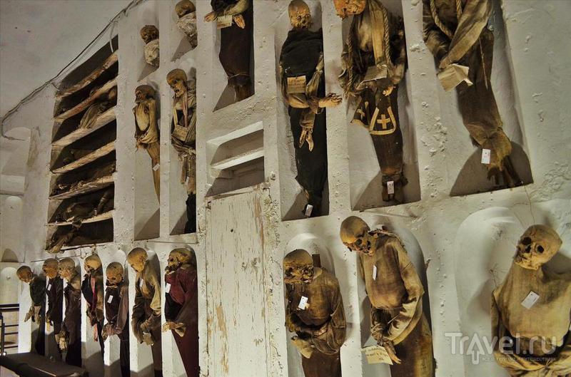 Погребальные катакомбы в Палермо / Италия