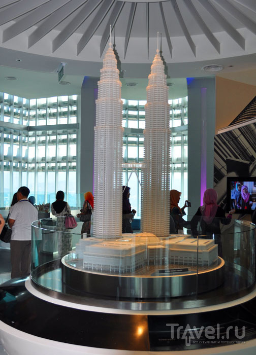    Petronas Tower , - /   