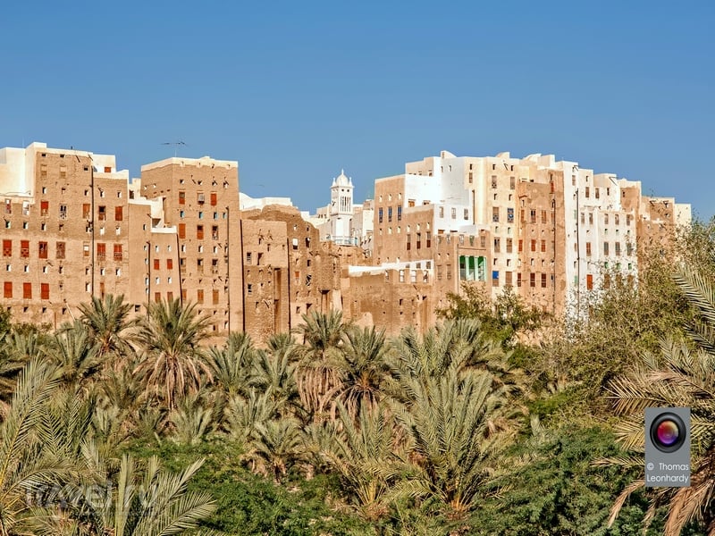 В Шибаме построено более пяти сотен многоэтажных глиняных зданий, Йемен / Йемен