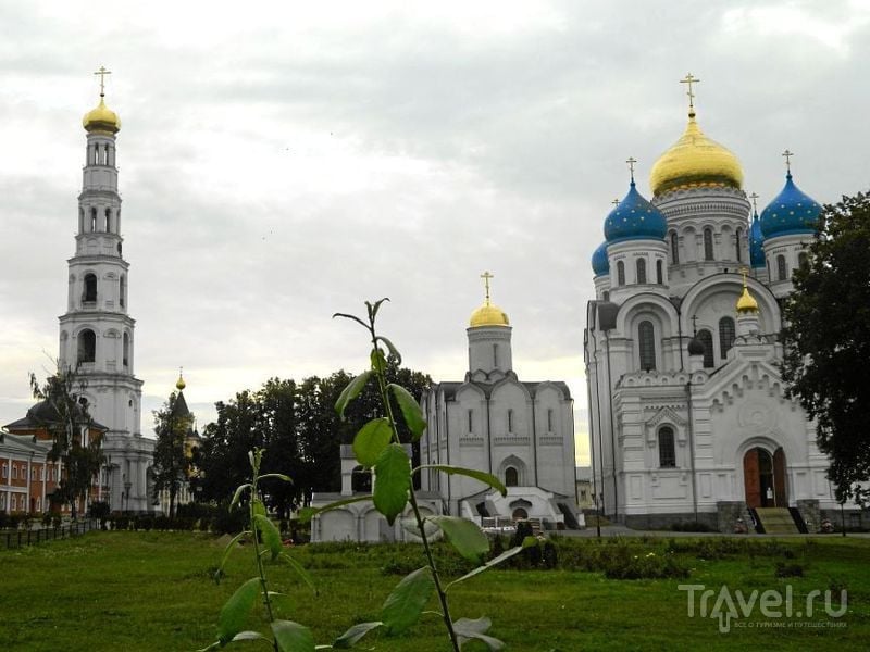 Свято-Никольский Угрешский монастырь в Дзержинском / Фото из России