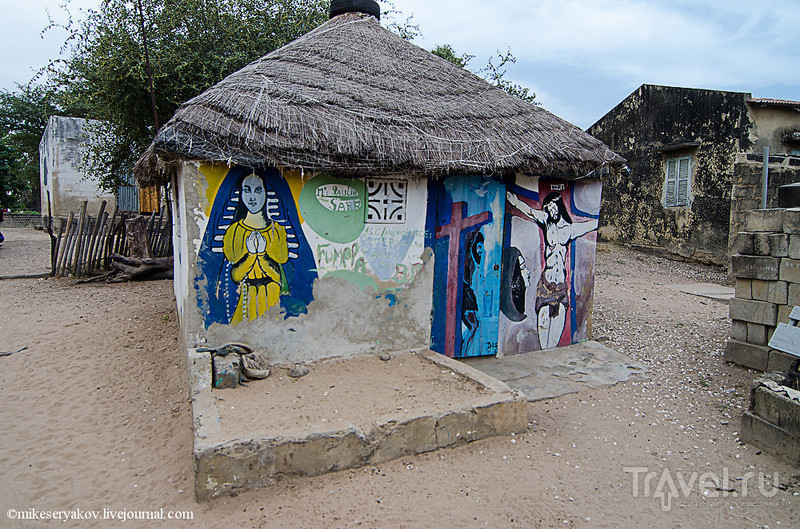 Деревня Мар-Лодж и cенегальская школа / Фото из Сенегала