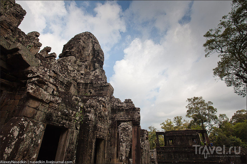 Главный храм Ангкор-Тхома - Байон, Камбоджа / Фото из Камбоджи