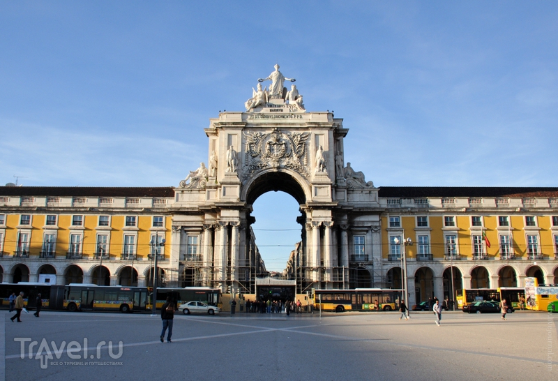 Торговая площадь в Лиссабоне / Фото из Португалии