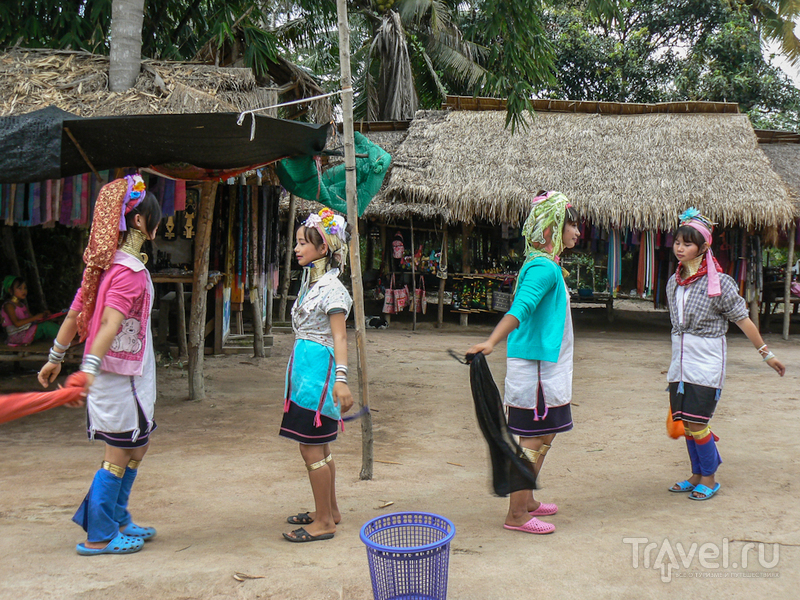 Девушки из племени Karen / Таиланд