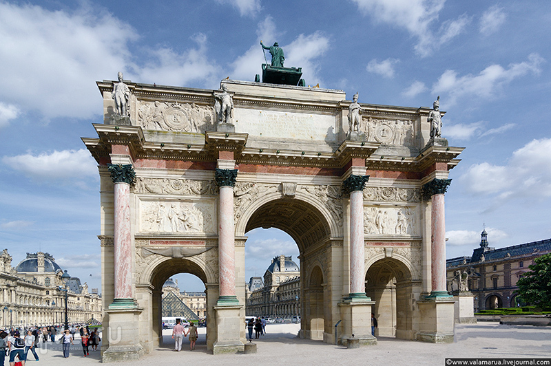Триумфальная арка на площади Каррузель, Париж / Фото из Франции