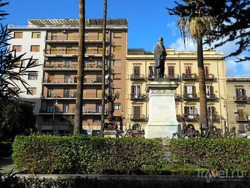  piazza Ignazio Florio. ,  /   