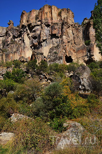 Турция, Каппадокия: подземный город Деринкую и каньон Ихлара / Турция