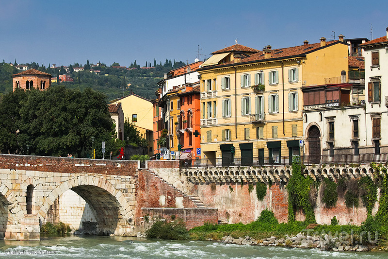 Река Адидже в Вероне, Италия / Фото из Италии