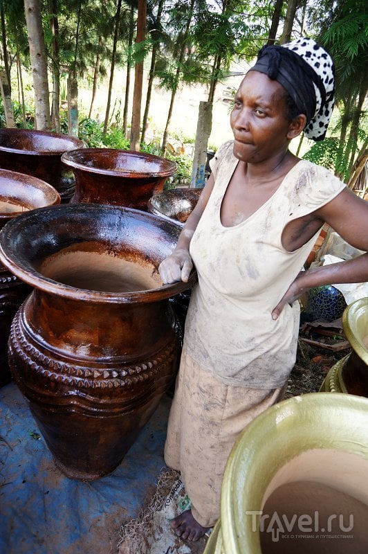 Не тутси горшки обжигают / Фото из Руанды