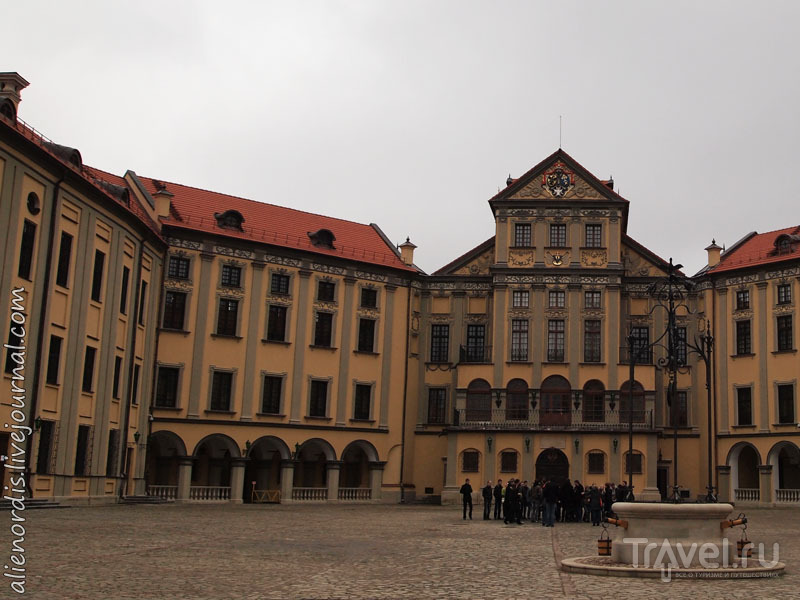 Несвижский замок: от ренессансной фортеции к барочному дворцу / Белоруссия