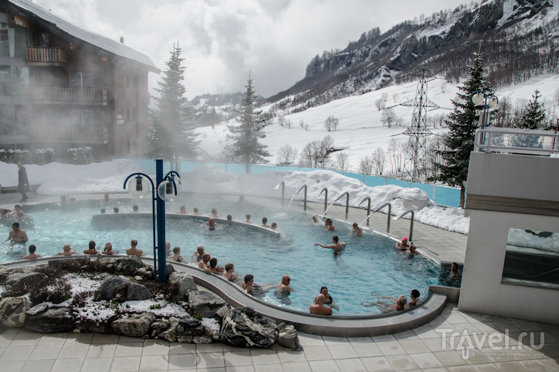 Один из открытых бассейнов в "Бургербаде" / Фото из Швейцарии