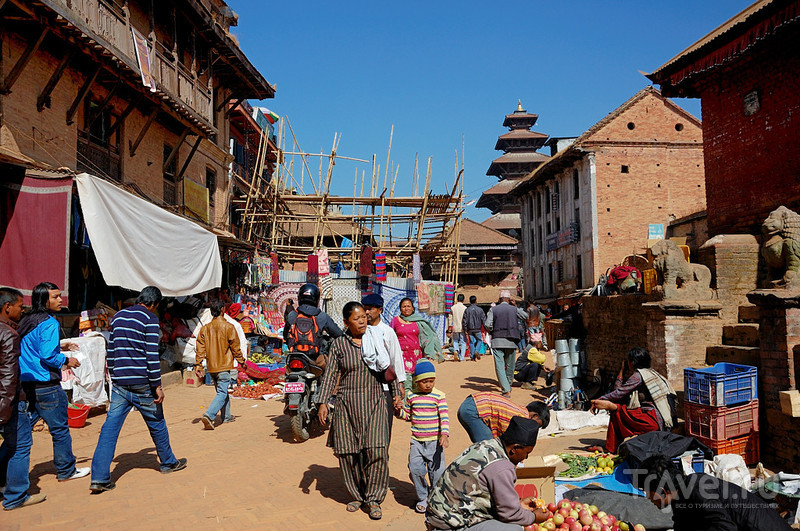 Сушка зерна в Бхактапуре / Фото из Непала