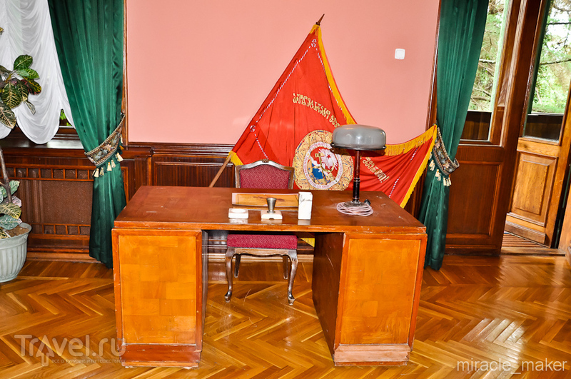 Дача Сталина в Сочи / Россия