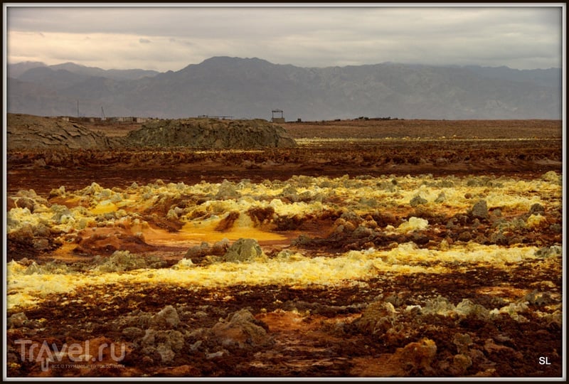 Вулкан Даллол (Dallol). Фумарольные образования / Фото из Эфиопии