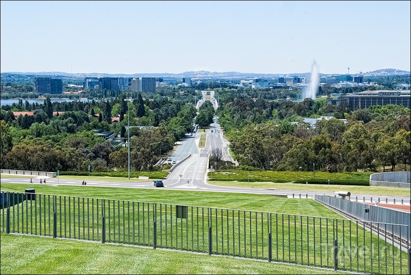   - Canberra /   