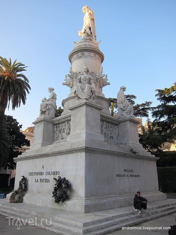 Памятник Христофору Колумбу (Cristoforo Colombo) в Генуе, Италия / Фото из Италии