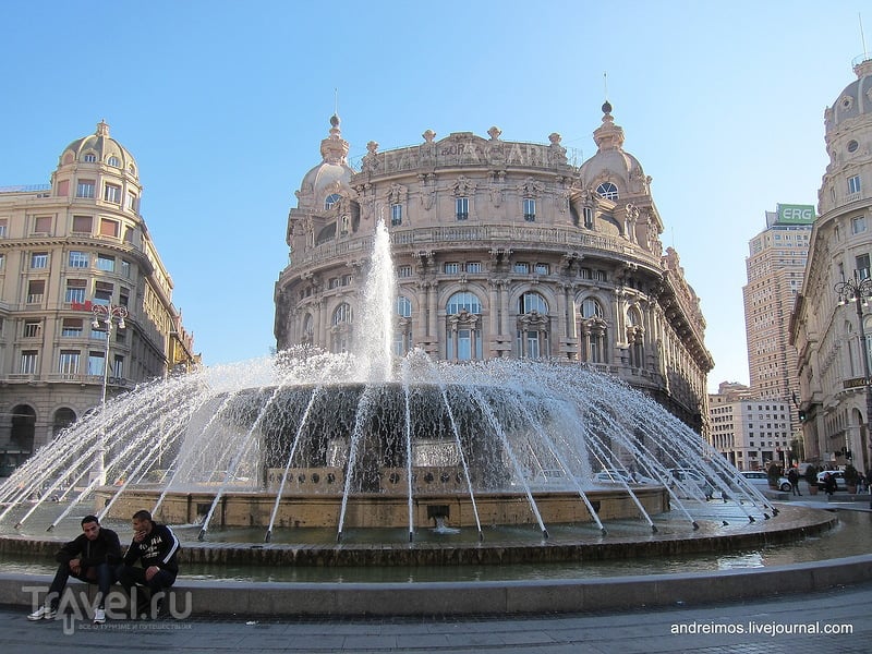 Площадь Феррари (Piazza De Ferrari) в Генуе, Италия / Фото из Италии
