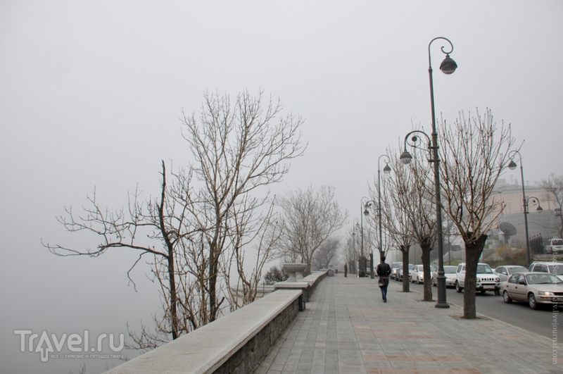 Город, притаившийся в тумане / Фото из России