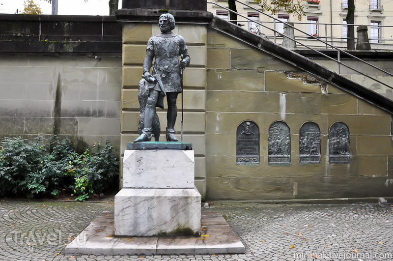 Памятник герцогу Берхтольд фону Церингену в Берне, Швейцария / Фото из Швейцарии