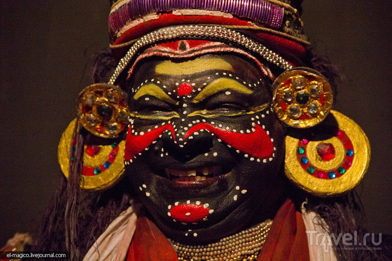 Катакали - театральное действо, вызывающее удивление и улыбки одновременно / Фото из Индии