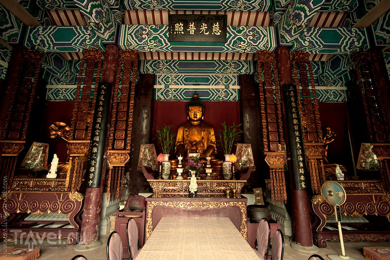 Монастырь 10000 Будд в Гонконге / Фото из Гонконга