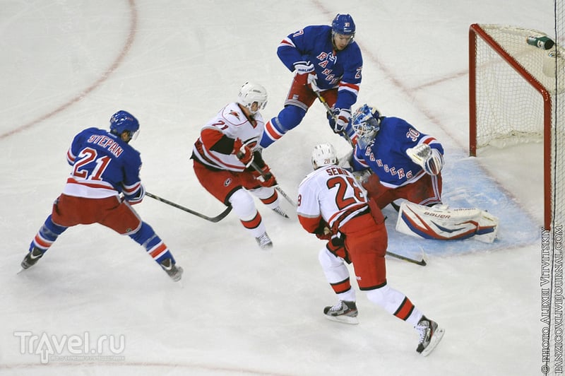 New York Rangers vs Carolina Hurricanes -     NHL / 