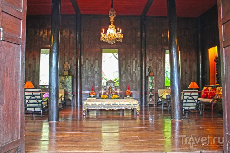 The Jim Thompson House  The Suan Pakkad Palace / 