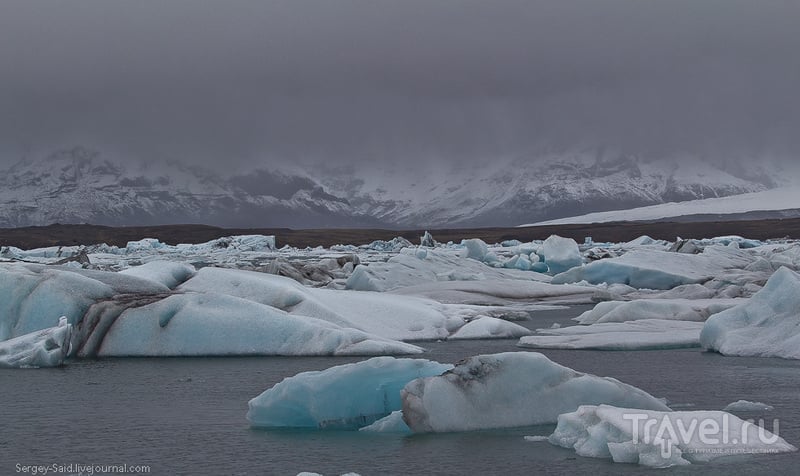 Лагуна айсбергов Ёкюльсарлон (Jökulsárlón) в дождь / Фото из Исландии