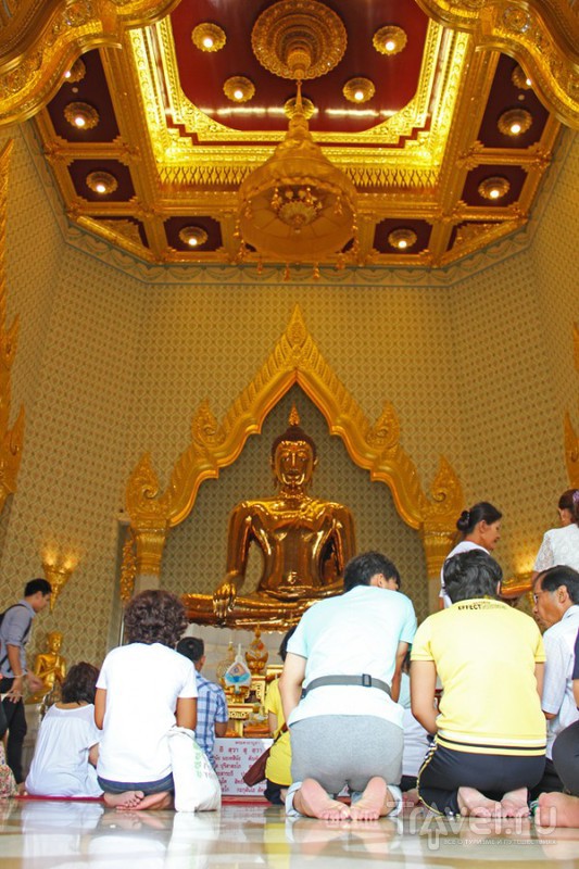  . Wat Tramit, Holy Rosary Church, Wat Benchamabophit, Wat Suthat, Wat Ratchanatda. /   
