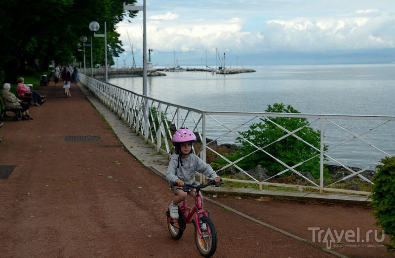 Франция: городок Эвиан-ле-Бен / Франция