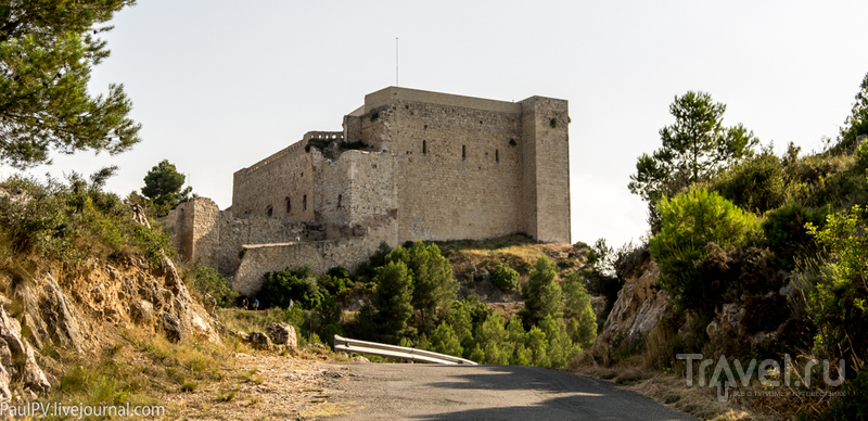Замок Miravet / Фото из Испании