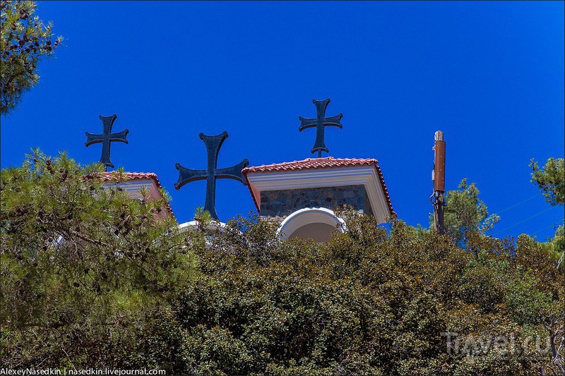 Монастырь Киккос в горах Кипра / Фото с Кипра