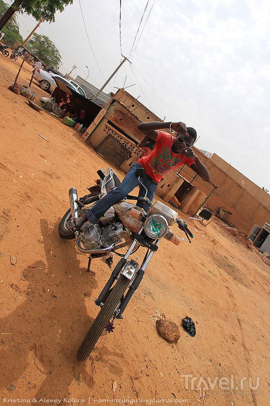 Нигер: Театр посреди Сахары. Кони - Тауа - Ингол / Нигер