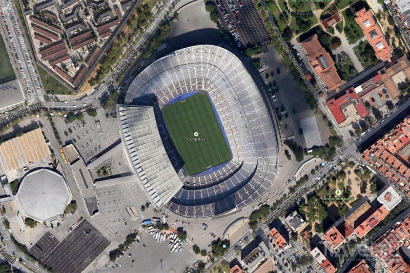Большой футбол в Барселоне / Испания