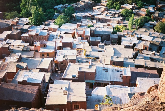 Деревня Абьяне в Иране / Иран