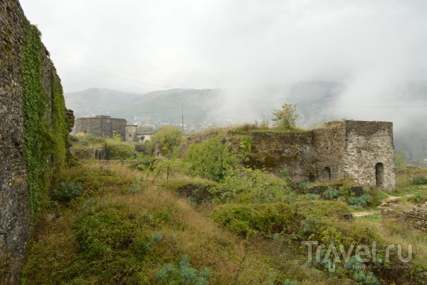 Гирокастра - старинный албанский город и крепость / Албания