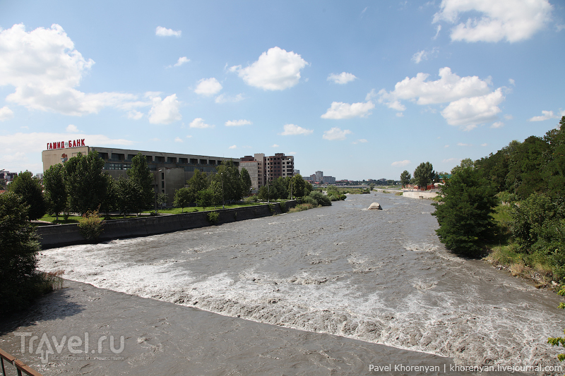 Река Терек во Владикавказе, Россия / Фото из России