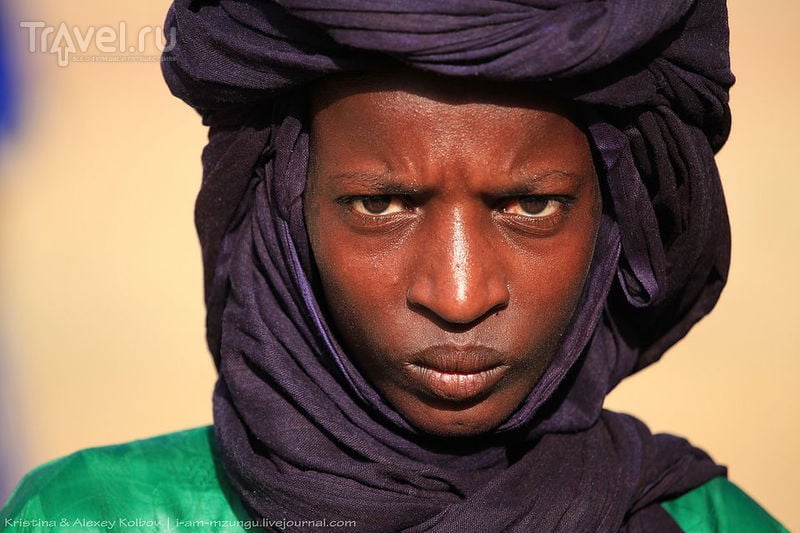 Нигер: Театр посреди Сахары. Как выбраться из жопы мира / Нигер