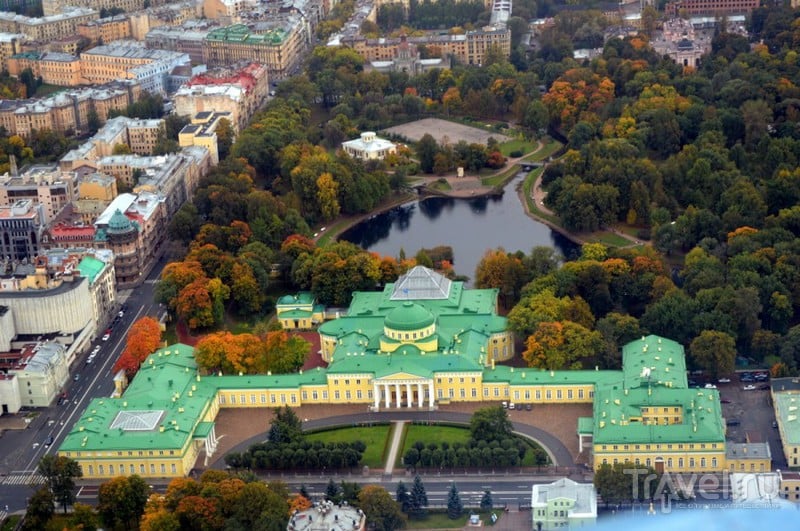 Таврический дворец в Санкт-Петербурге, Россия / Фото из России