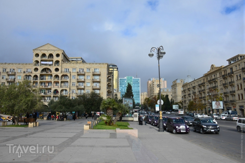 Баку. Днем и ночью / Азербайджан