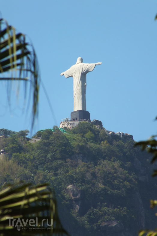 Рио-де-Жанейро. Статуя Христа на горе Корковадо / Бразилия